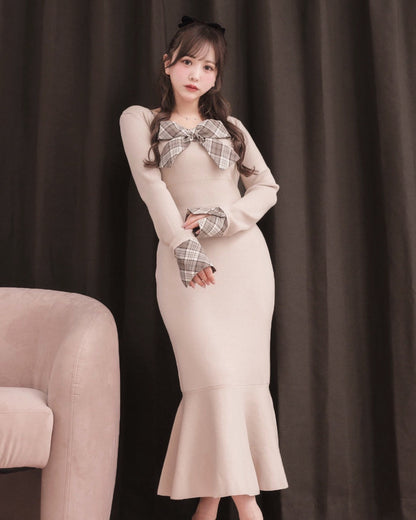 モデル身長：151cm / 着用カラー：ベージュ