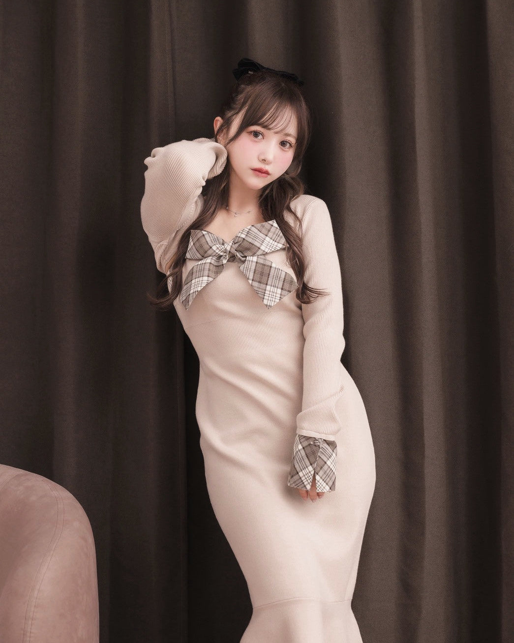 モデル身長：151cm / 着用カラー：ベージュ