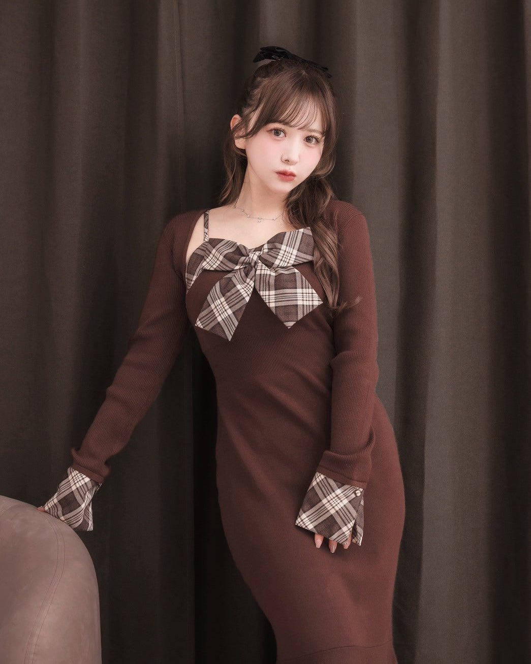 モデル身長：151cm / 着用カラー：ブラウン