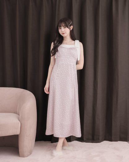 モデル身長：159cm / 着用カラー：ピンク