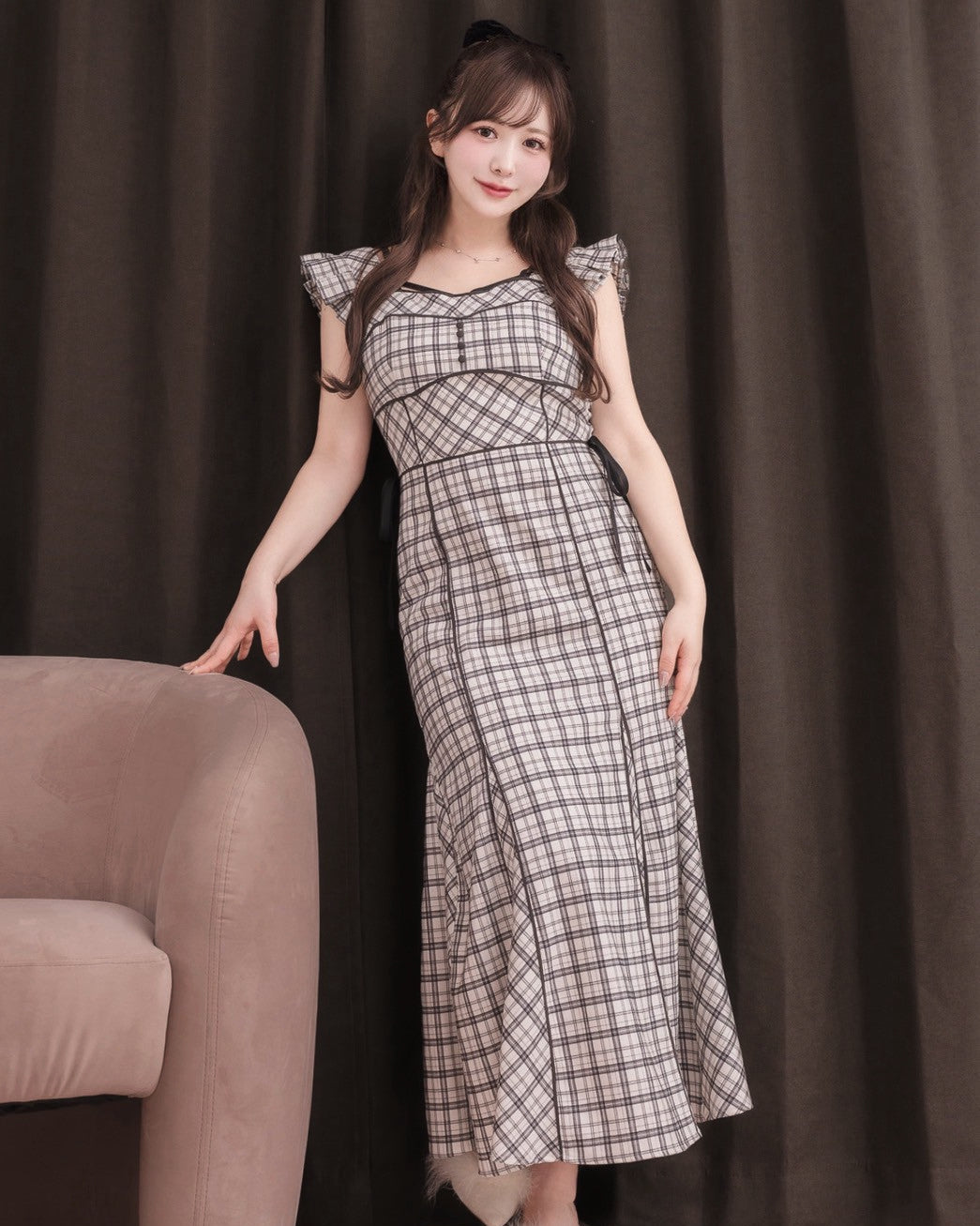 モデル身長：151cm / 着用カラー：ホワイトチェック