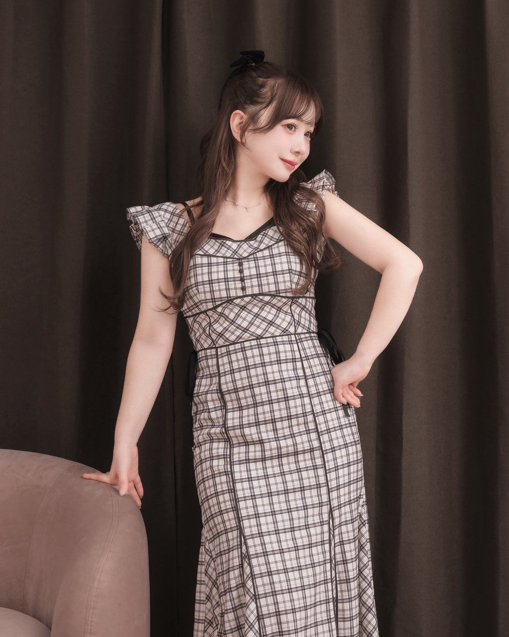 モデル身長：151cm / 着用カラー：ホワイトチェック