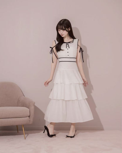 モデル身長：159cm / 着用カラー：アイボリー