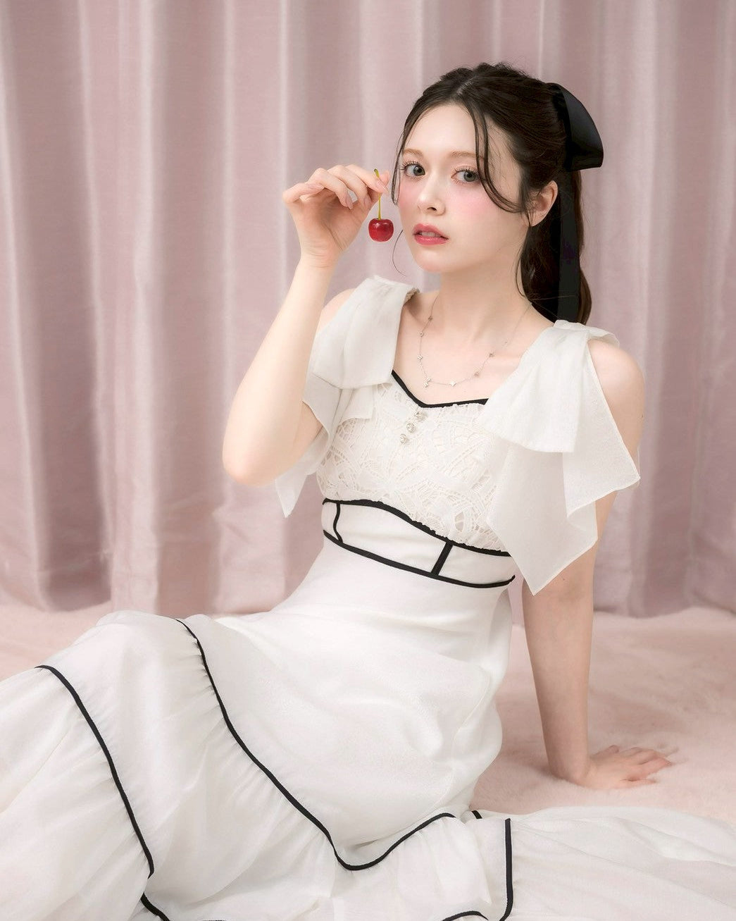 モデル身長：155cm / 着用カラー：ホワイト
