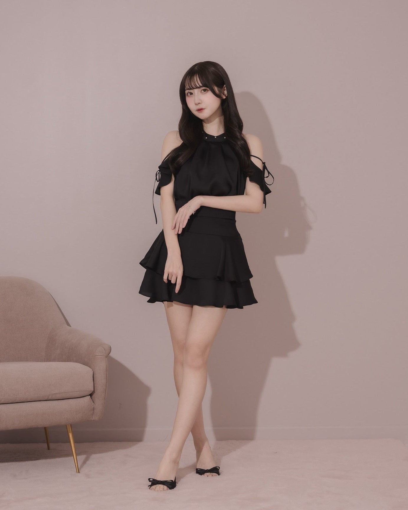 モデル身長：159cm / 着用カラー：ブラック
