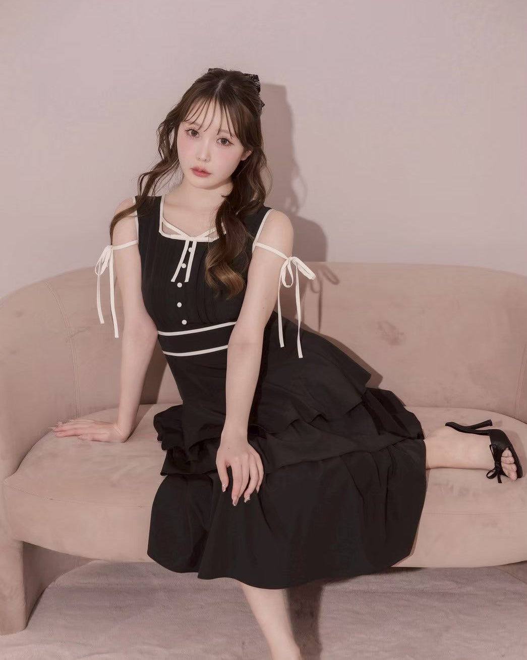 モデル身長：166cm / 着用カラー：ブラック