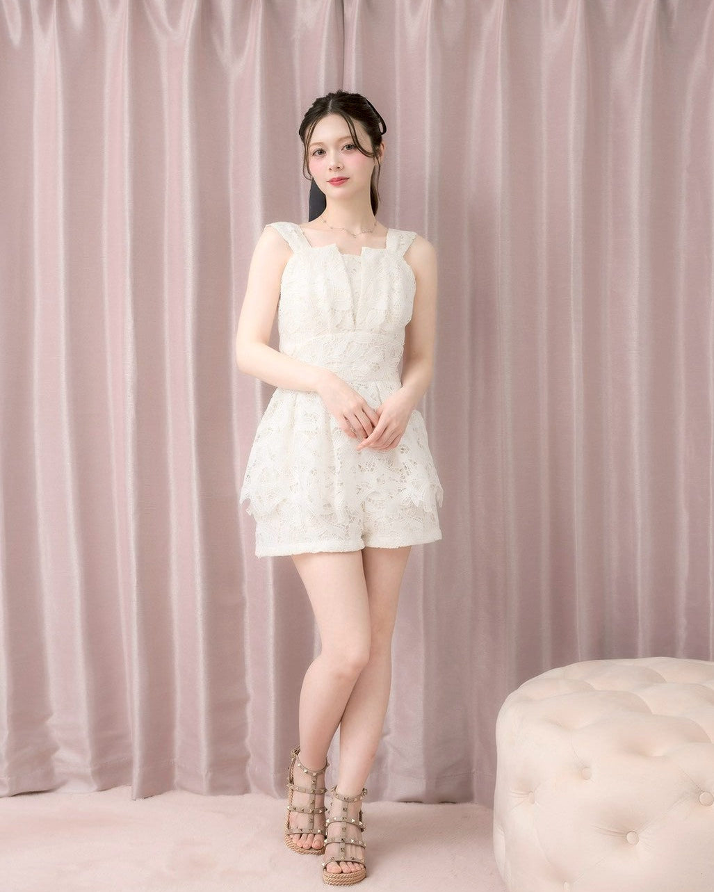 モデル身長：155cm / 着用カラー：ホワイト
