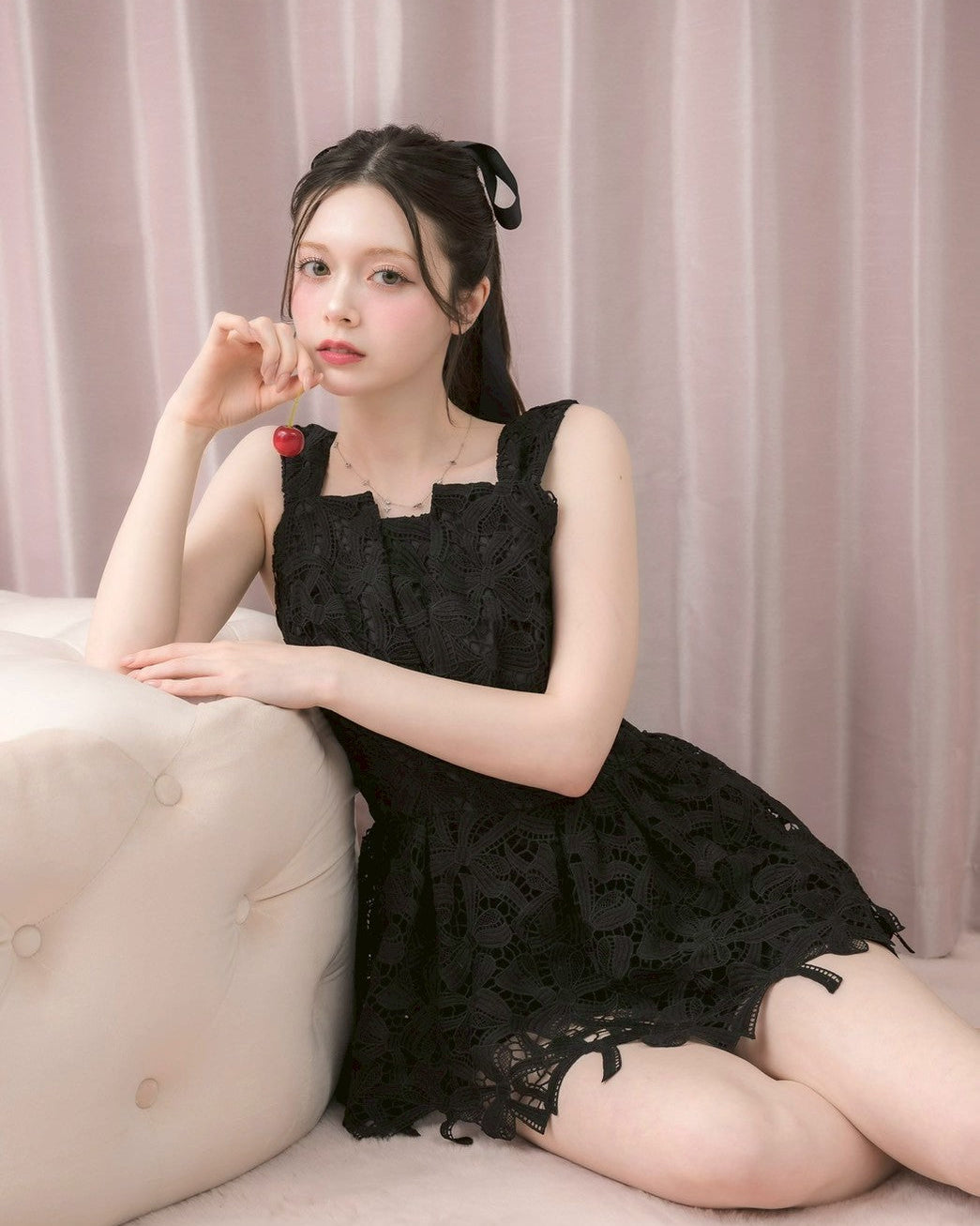 モデル身長：155cm / 着用カラー：ブラック