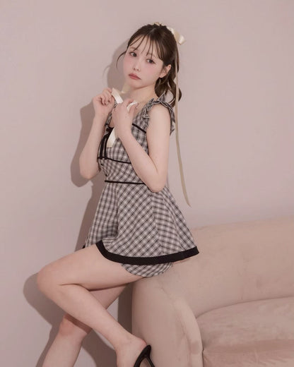 モデル身長：166cm / 着用カラー：アイボリーチェック