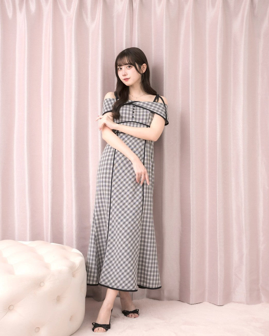 モデル身長：159cm / 着用カラー：ホワイトチェック