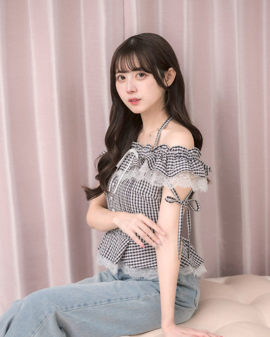 モデル身長：159cm / 着用カラー：ブラック