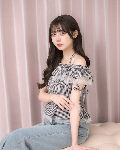 モデル身長：159cm / 着用カラー：ブラック