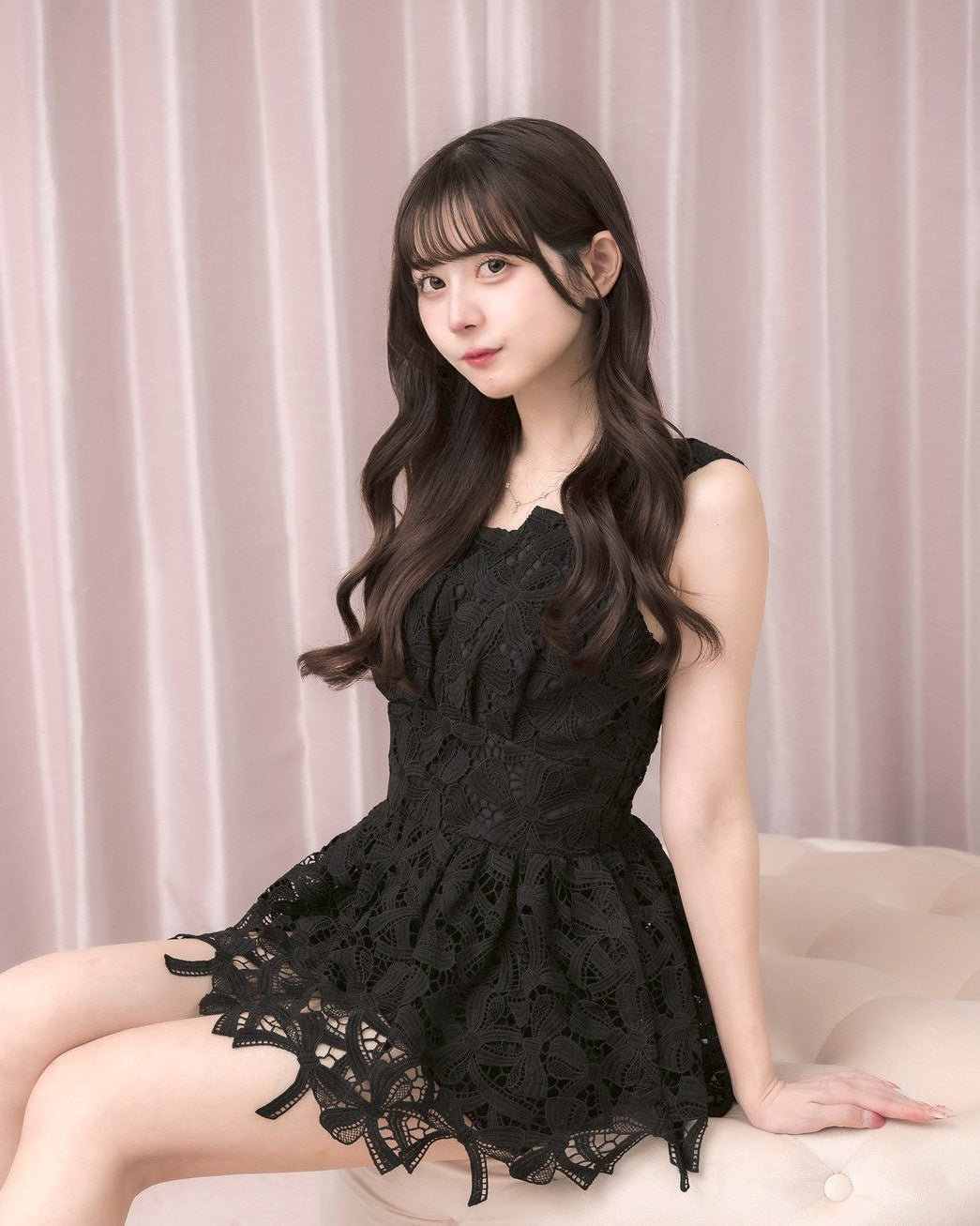 モデル身長：159cm / 着用カラー：ブラック