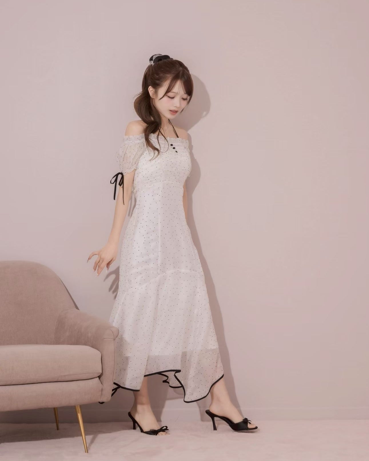モデル身長：157cm / 着用カラー：ホワイトドット