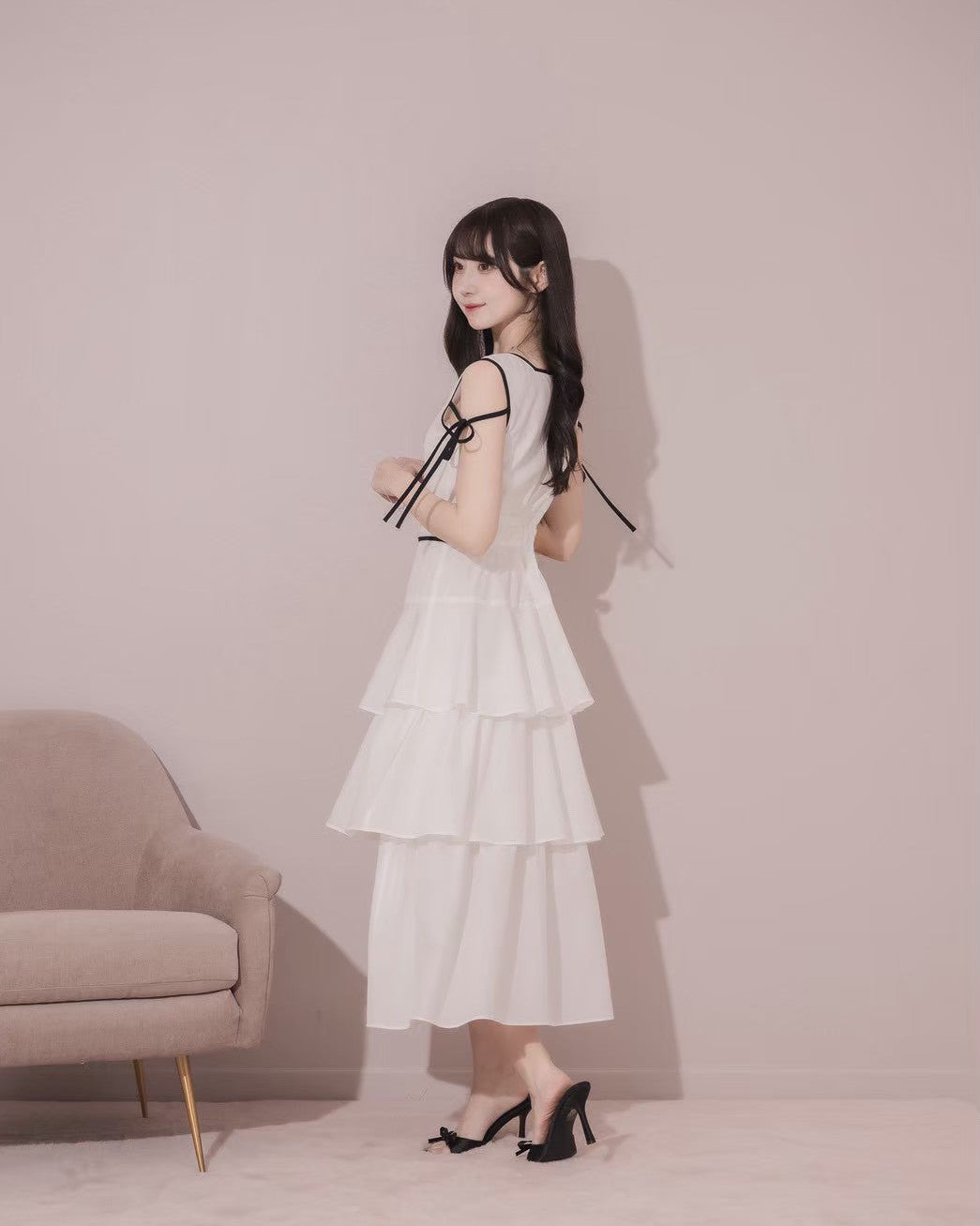 モデル身長：159cm / 着用カラー：アイボリー