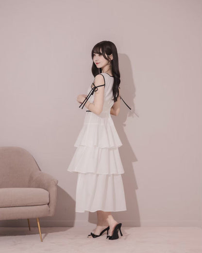 モデル身長：159cm / 着用カラー：アイボリー