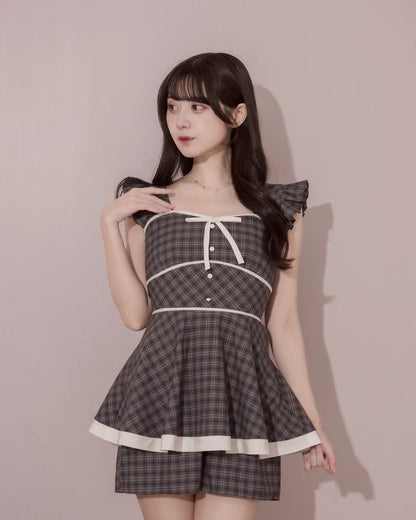 モデル身長：159cm / 着用カラー：グレーチェック