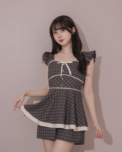 モデル身長：159cm / 着用カラー：グレーチェック