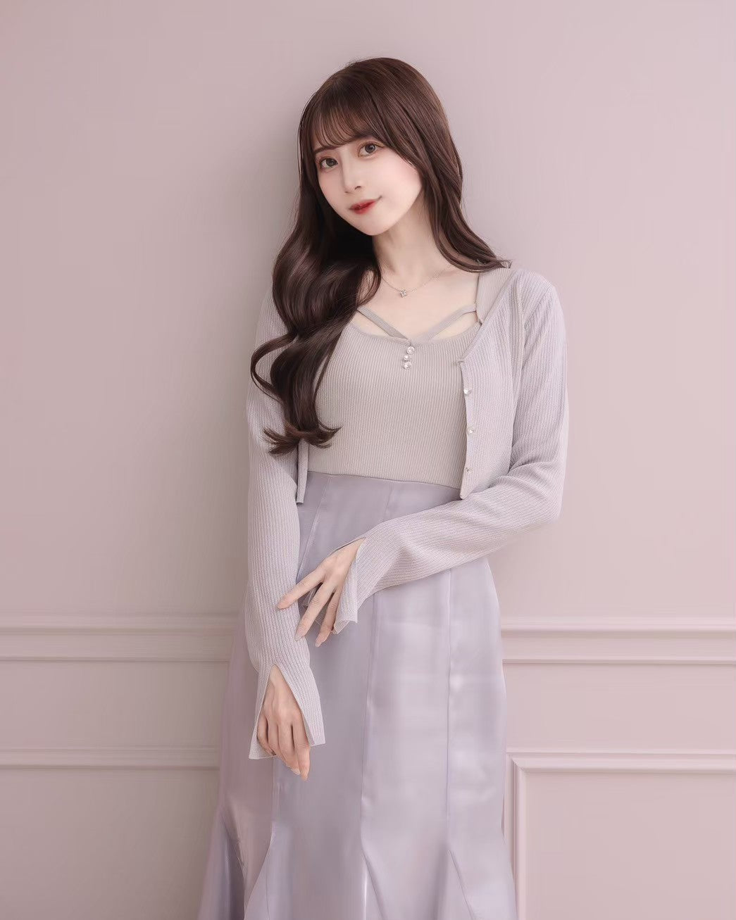 モデル身長：159cm / 着用カラー：ライトブルー