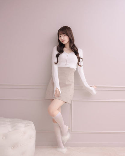 モデル身長：159cm / 着用カラー：ホワイト