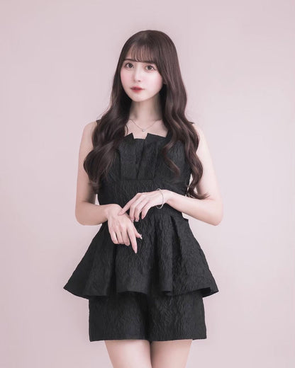 モデル身長：159cm / 着用カラー：ブラック