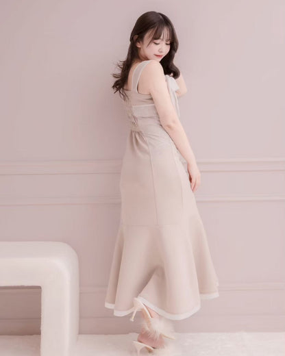 モデル身長：151cm / 着用カラー：ベージュ