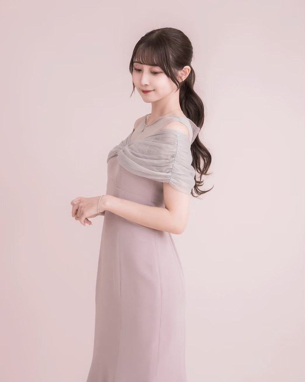 モデル身長：159cm / 着用カラー：ピンク