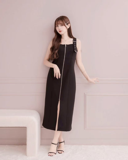 モデル身長：159cm / 着用カラー：ブラック