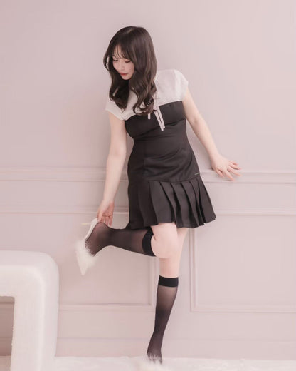 モデル身長：151cm / 着用カラー：ブラック×ピンク