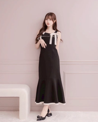 モデル身長：159cm / 着用カラー：ブラック