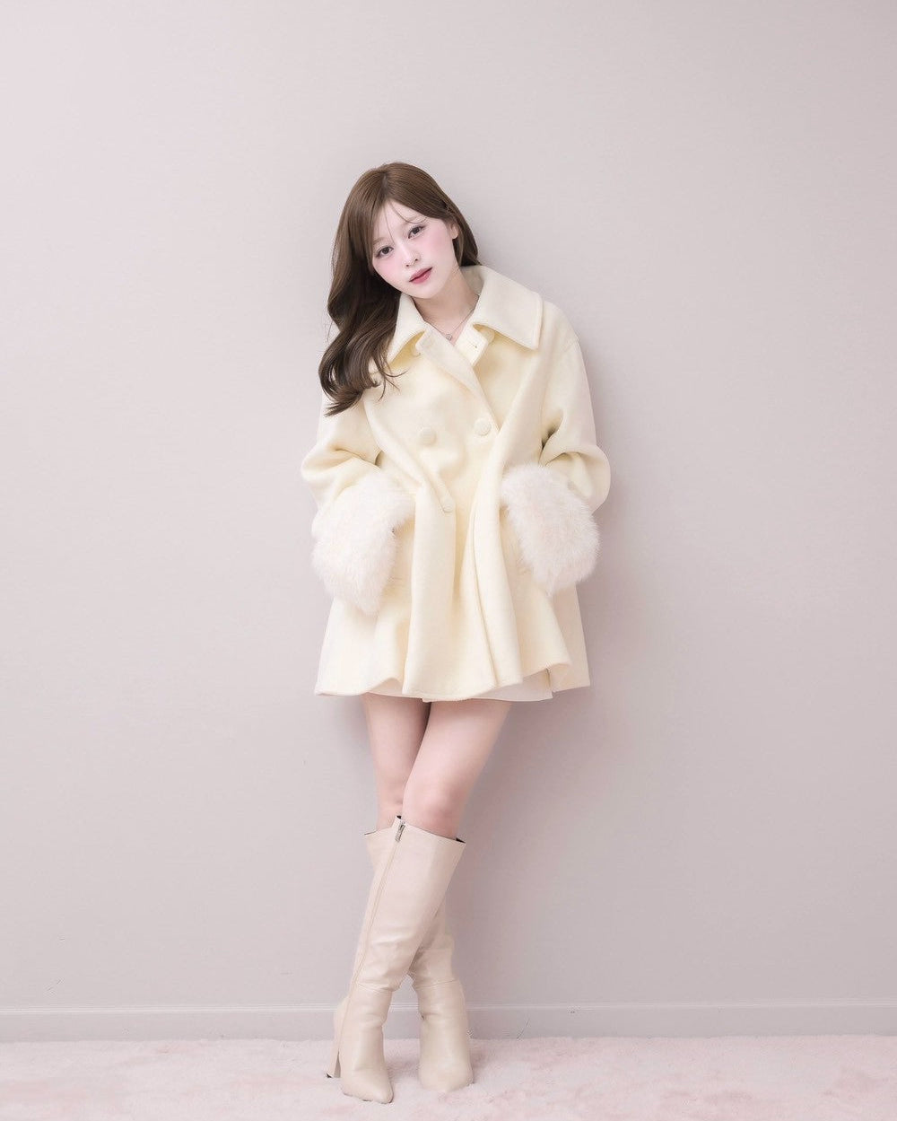 モデル身長：155cm / 着用カラー：アイボリー