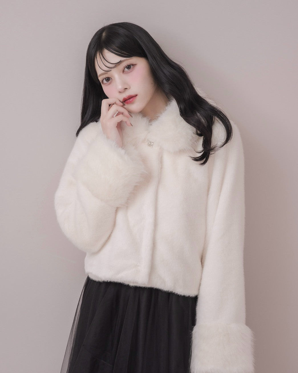 モデル身長：164cm / 着用カラー：アイボリー