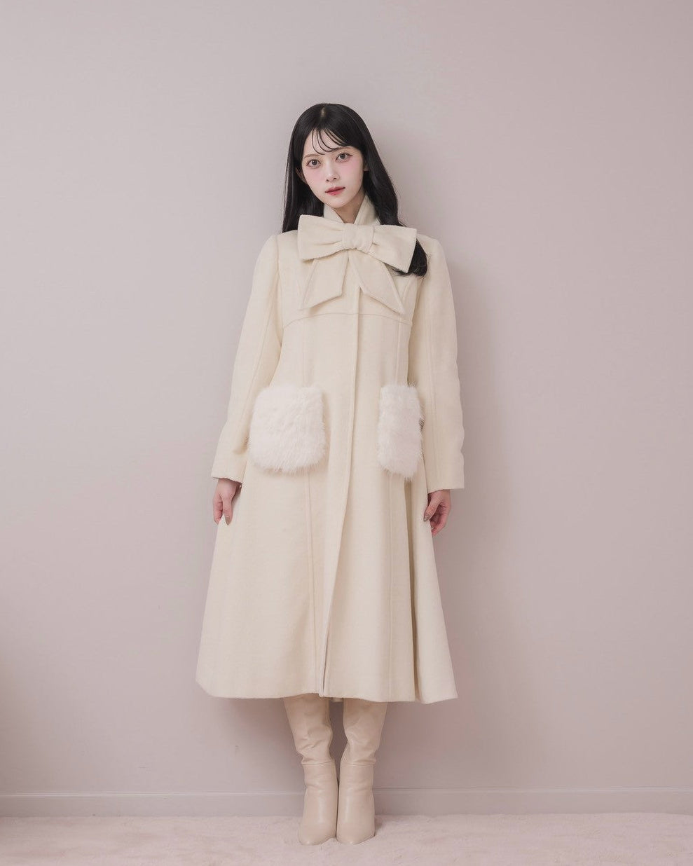 モデル身長：164cm / 着用カラー：アイボリー