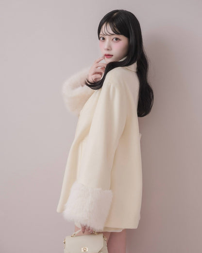 モデル身長：164cm / 着用カラー：アイボリー
