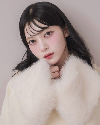モデル身長：164cm / 着用カラー：アイボリー