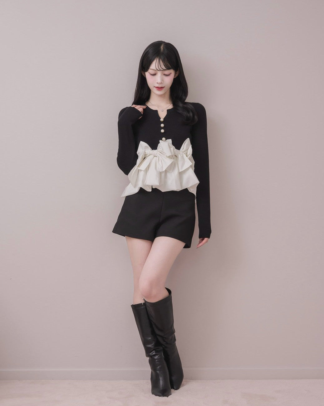モデル身長：164cm / 着用カラー：ブラック